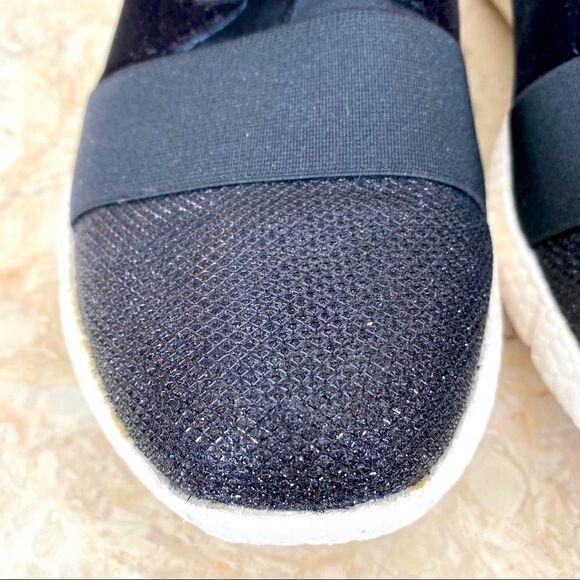 Stau European Slip On Training Sneakers - Picture 11 of 12